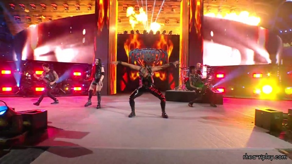 Rhea_Ripley_was_so_excited_for_her_WrestleMania_entrance_442.jpg
