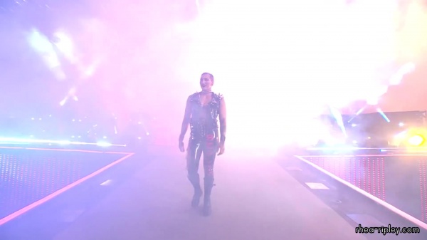 Rhea_Ripley_was_so_excited_for_her_WrestleMania_entrance_492.jpg