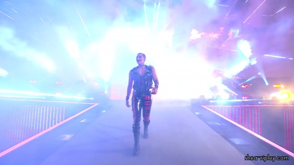 Rhea_Ripley_was_so_excited_for_her_WrestleMania_entrance_493.jpg