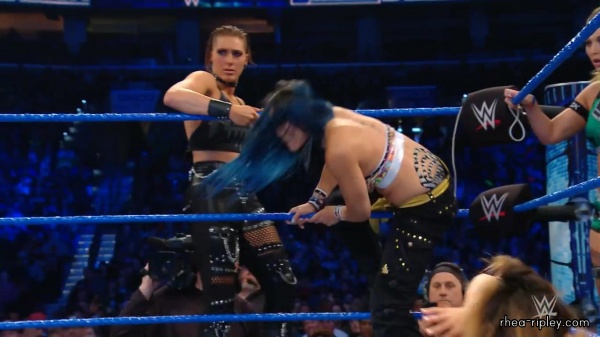 SMACKDOWN_NOV__152C_2019_0495.jpg