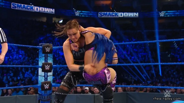 SMACKDOWN_NOV__152C_2019_1010.jpg