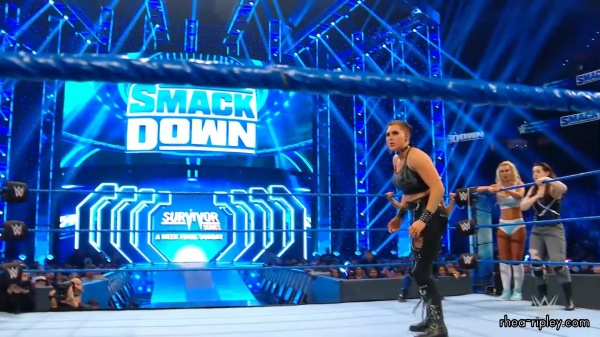 SMACKDOWN_NOV__152C_2019_1095.jpg