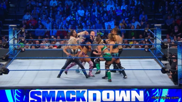 SMACKDOWN_NOV__152C_2019_1111.jpg