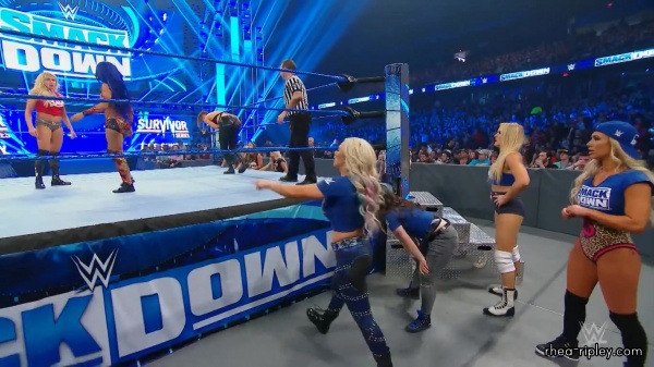 SMACKDOWN_NOV__222C_2019_0397.jpg