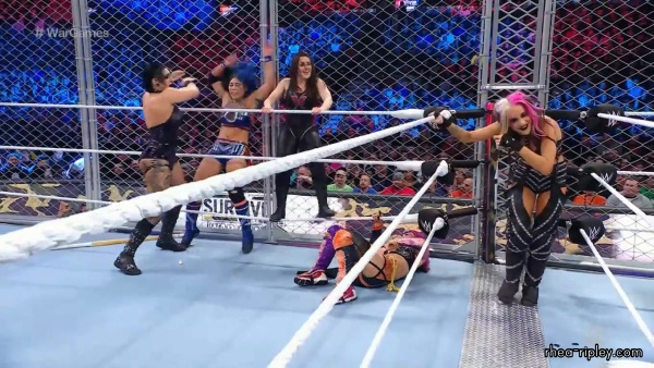 Click to view full size image
==============
SURVIVOR_SERIES_WARGAMES_2022_-_NOV__262C_2022_4565.jpg SURVIVOR_SERIES_WARGAMES_2022_-_NOV__262C_2022_4565.jpg