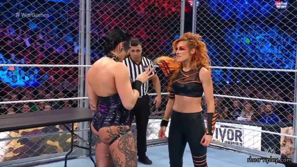 Click to view full size image
==============
SURVIVOR_SERIES_WARGAMES_2022_-_NOV__262C_2022_5225.jpg SURVIVOR_SERIES_WARGAMES_2022_-_NOV__262C_2022_5225.jpg