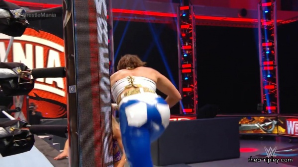 Click to view full size image
==============
WRESTLEMANIA_36_PART_2_APR__052C_2020_1492.jpg WRESTLEMANIA_36_PART_2_APR__052C_2020_1492.jpg