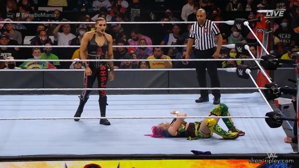 Click to view full size image
==============
WRESTLEMANIA_37_-_NIGHT_2__APR__112C_2021__1687.jpg WRESTLEMANIA_37_-_NIGHT_2__APR__112C_2021__1687.jpg