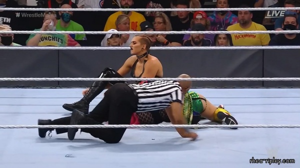 Click to view full size image
==============
WRESTLEMANIA_37_-_NIGHT_2__APR__112C_2021__1875.jpg WRESTLEMANIA_37_-_NIGHT_2__APR__112C_2021__1875.jpg