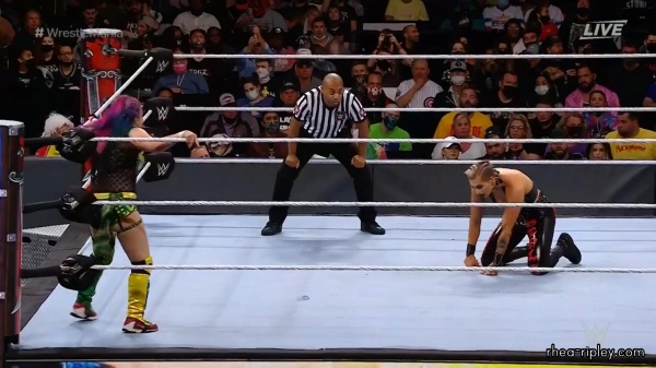 Click to view full size image
==============
WRESTLEMANIA_37_-_NIGHT_2__APR__112C_2021__2247.jpg WRESTLEMANIA_37_-_NIGHT_2__APR__112C_2021__2247.jpg