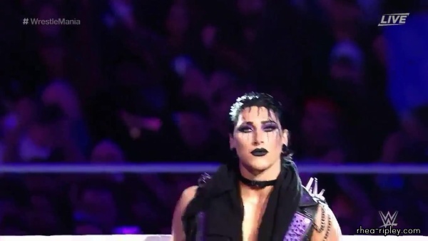 Click to view full size image
==============
WRESTLEMANIA_39_SATURDAY_APR__012C_2023_0279.jpg WRESTLEMANIA_39_SATURDAY_APR__012C_2023_0279.jpg