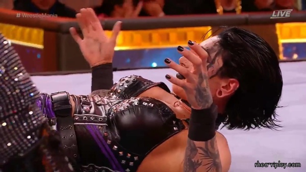 Click to view full size image
==============
WRESTLEMANIA_39_SATURDAY_APR__012C_2023_2558.jpg WRESTLEMANIA_39_SATURDAY_APR__012C_2023_2558.jpg