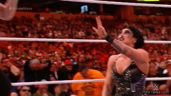 Click to view full size image
==============
WRESTLEMANIA_39_SATURDAY_APR__012C_2023_3692.jpg WRESTLEMANIA_39_SATURDAY_APR__012C_2023_3692.jpg