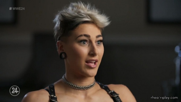 Click to view full size image
==============
WWE_24_WrestleMania_37_-_Night_2_1077.jpg WWE_24_WrestleMania_37_-_Night_2_1077.jpg