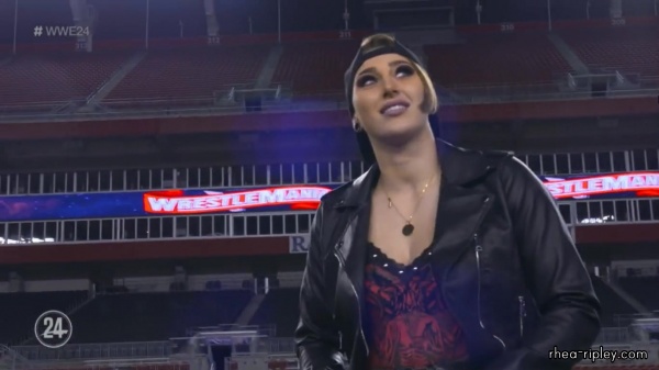 WWE_24_WrestleMania__The_Show_Must_Go_On_0148.jpg