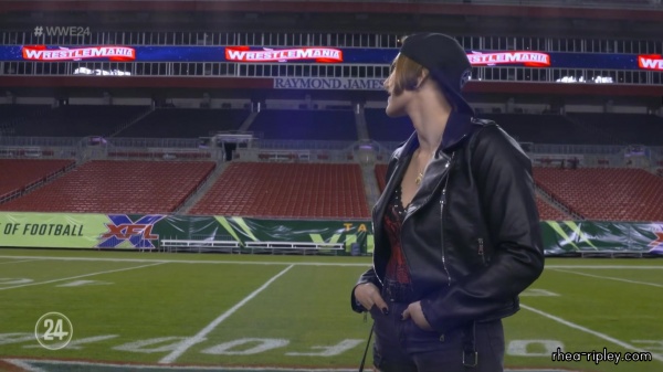 WWE_24_WrestleMania__The_Show_Must_Go_On_0220.jpg