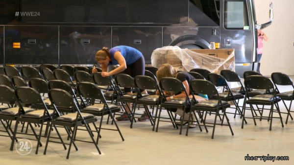 WWE_24_WrestleMania__The_Show_Must_Go_On_0400.jpg