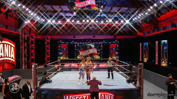 WWE_24_WrestleMania__The_Show_Must_Go_On_1594.jpg