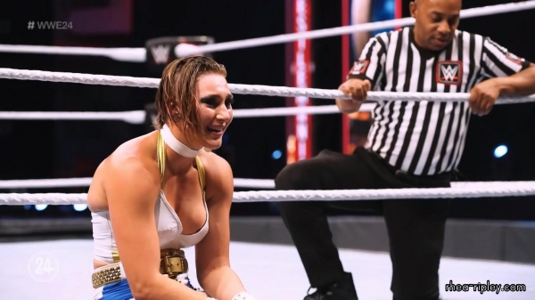 WWE_24_WrestleMania__The_Show_Must_Go_On_1696.jpg