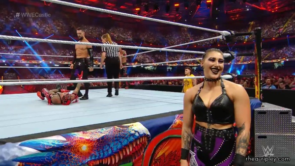 Click to view full size image
==============
WWE_CLASH_AT_THE_CASTLE_2022_SEP__032C_2022_1868.jpg WWE_CLASH_AT_THE_CASTLE_2022_SEP__032C_2022_1868.jpg