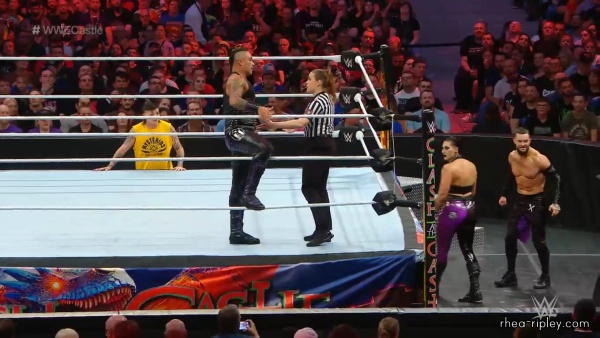 WWE_CLASH_AT_THE_CASTLE_2022_SEP__032C_2022_2112.jpg