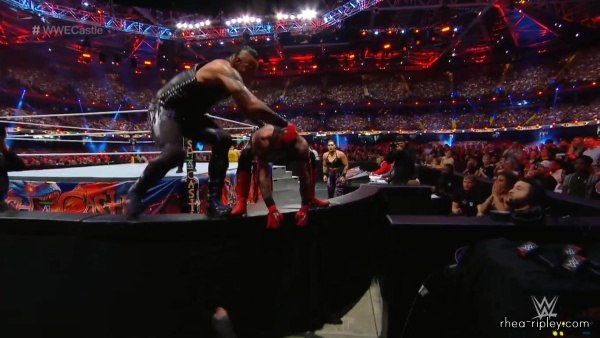 Click to view full size image
==============
WWE_CLASH_AT_THE_CASTLE_2022_SEP__032C_2022_2162.jpg WWE_CLASH_AT_THE_CASTLE_2022_SEP__032C_2022_2162.jpg