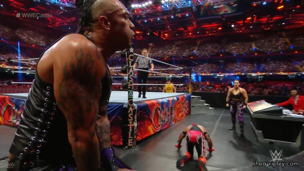 Click to view full size image
==============
WWE_CLASH_AT_THE_CASTLE_2022_SEP__032C_2022_2227.jpg WWE_CLASH_AT_THE_CASTLE_2022_SEP__032C_2022_2227.jpg