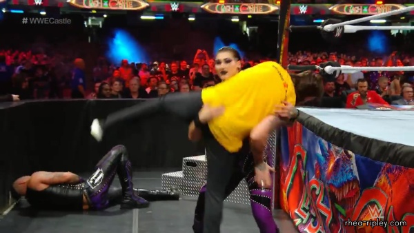 Click to view full size image
==============
WWE_CLASH_AT_THE_CASTLE_2022_SEP__032C_2022_2848.jpg WWE_CLASH_AT_THE_CASTLE_2022_SEP__032C_2022_2848.jpg