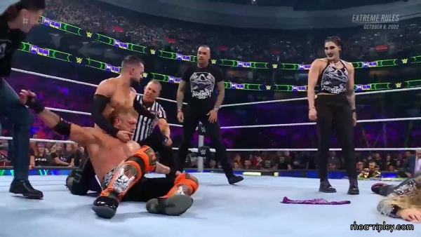 WWE_EXTREME_RULES_2022_OCT__082C_2022_1669.jpg
