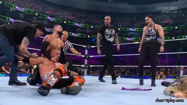 WWE_EXTREME_RULES_2022_OCT__082C_2022_1671.jpg