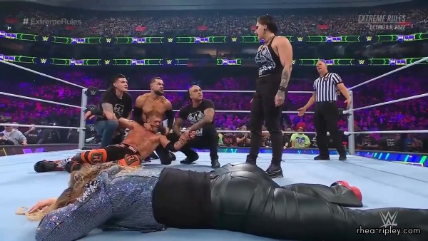 WWE_EXTREME_RULES_2022_OCT__082C_2022_1729.jpg