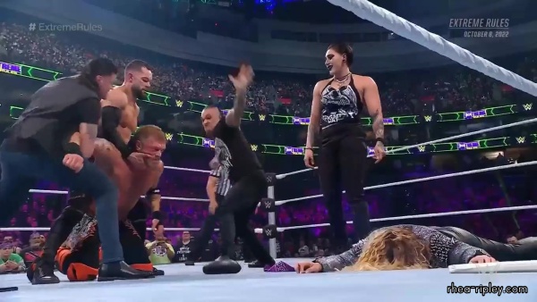 WWE_EXTREME_RULES_2022_OCT__082C_2022_1775.jpg