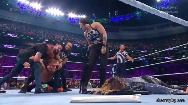 WWE_EXTREME_RULES_2022_OCT__082C_2022_1910.jpg