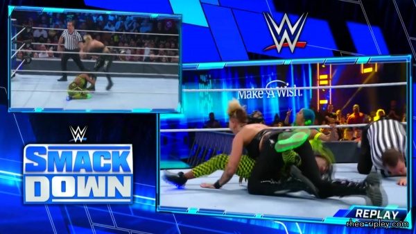 WWE_Friday_Night_SmackDown_2022_04_15_1080p_HDTV_x264-Star_1658.jpg