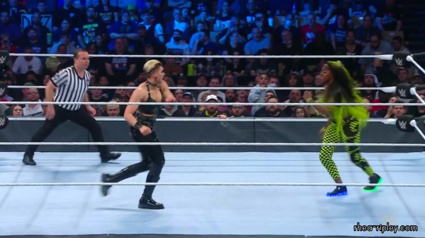 Click to view full size image
==============
WWE_Friday_Night_SmackDown_2022_04_15_1080p_HDTV_x264-Star_1686.jpg WWE_Friday_Night_SmackDown_2022_04_15_1080p_HDTV_x264-Star_1686.jpg