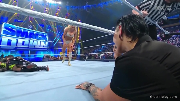 Click to view full size image
==============
WWE_Friday_Night_SmackDown_2023_03_10_1080p_HDTV_x264-NWCHD_part_2_0628.jpg WWE_Friday_Night_SmackDown_2023_03_10_1080p_HDTV_x264-NWCHD_part_2_0628.jpg