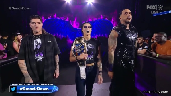 WWE_Friday_Night_SmackDown_2023_04_14_1080p_HDTV_x264-NWCHD_0481.jpg