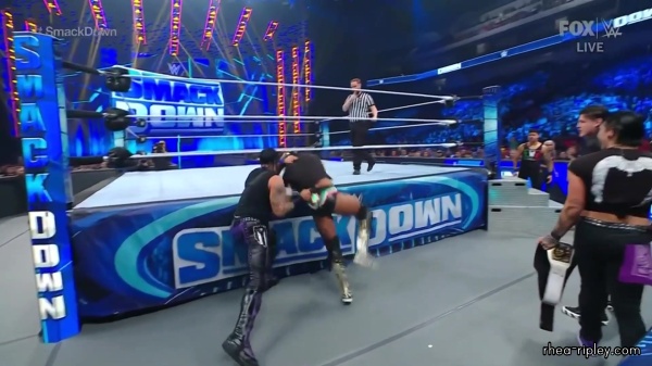 WWE_Friday_Night_SmackDown_2023_04_14_1080p_HDTV_x264-NWCHD_1279.jpg