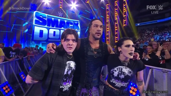 WWE_Friday_Night_SmackDown_2023_04_14_1080p_HDTV_x264-NWCHD_3077.jpg