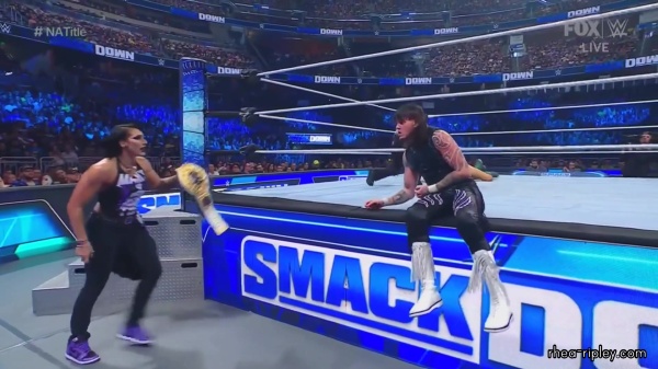 WWE_Friday_Night_SmackDown_2023_07_21_1080p_HDTV_x264-NWCHD_part_2_0885.jpg
