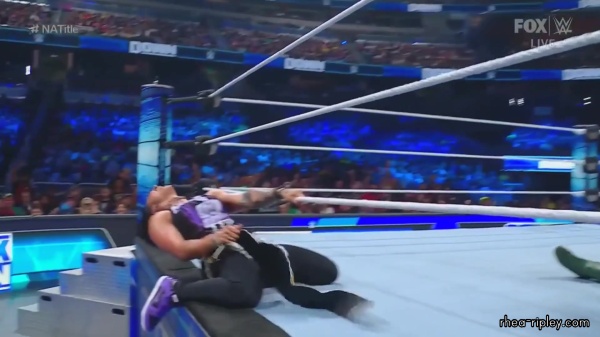 WWE_Friday_Night_SmackDown_2023_07_21_1080p_HDTV_x264-NWCHD_part_2_1561.jpg