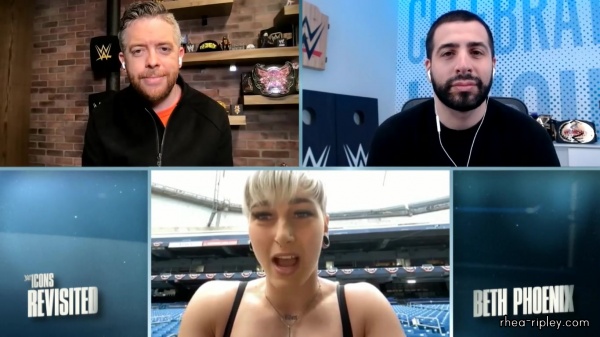 WWE_ICONS_REVISITED_S1___E2__Beth_Phoenix_0600.jpg