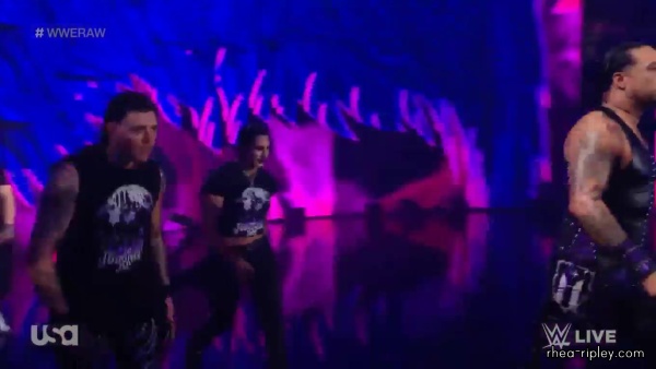 WWE_Monday_Night_RAW_-_March_13th_2023_0703.jpg