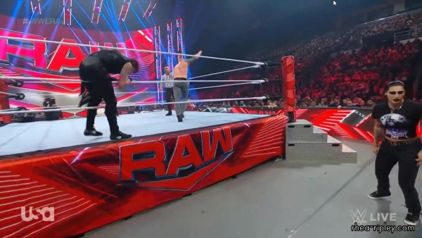 WWE_Monday_Night_RAW_-_March_13th_2023_2047.jpg