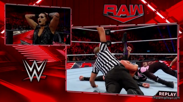 WWE_Monday_Night_RAW_2022_08_22_720p_HDTV_x264-Star_part_1_2632.jpg