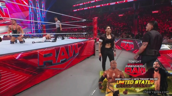 WWE_Monday_Night_RAW_2022_10_10_1080p_HDTV_x264-Star_0320.jpg
