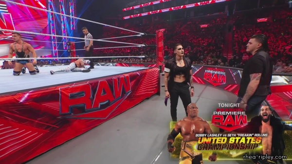 WWE_Monday_Night_RAW_2022_10_10_1080p_HDTV_x264-Star_0321.jpg