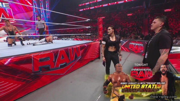 WWE_Monday_Night_RAW_2022_10_10_1080p_HDTV_x264-Star_0324.jpg