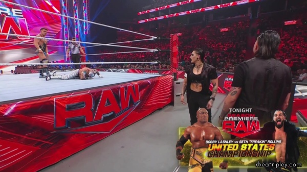 WWE_Monday_Night_RAW_2022_10_10_1080p_HDTV_x264-Star_0333.jpg