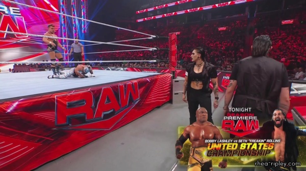 WWE_Monday_Night_RAW_2022_10_10_1080p_HDTV_x264-Star_0335.jpg